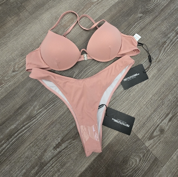 Pretty little thing bikini swim suit. dusty rose, bottoms size 8 top size 10 NWT - Picture 1 of 4